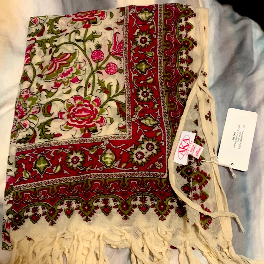 Gorgeous fuschia and olive floral all season light wool scarf.